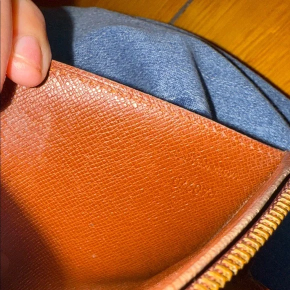 Louis Vuitton Brown Monogram Wallet - Picture 5 of 5